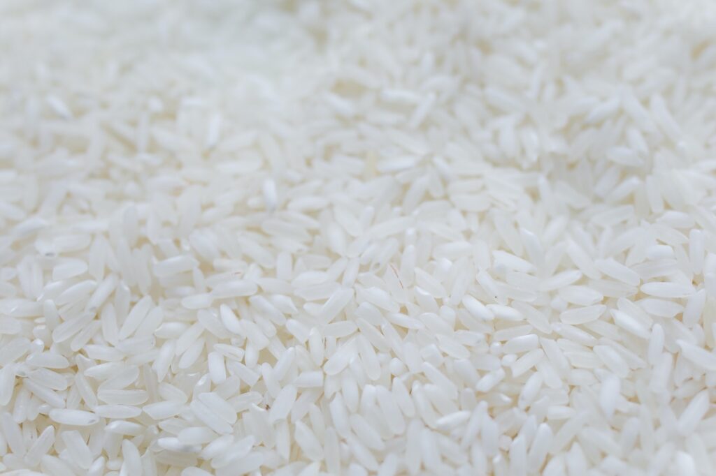 plain uncooked white rice