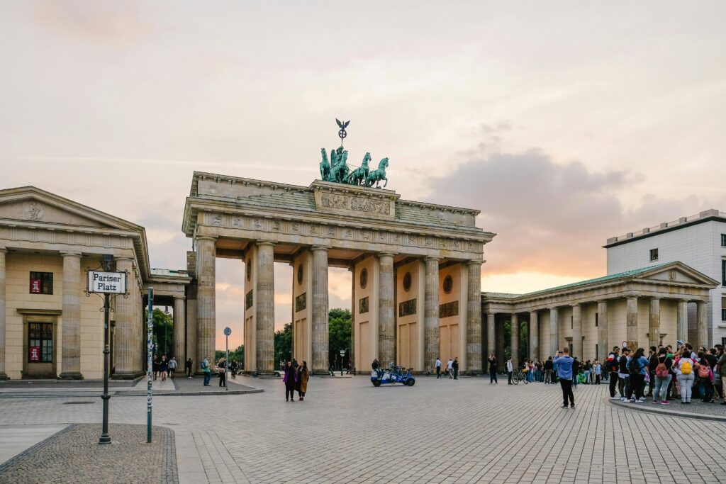 The Truth About Travel: A Story of Turmoil in Berlin by@DanikaDuarte #solotravel #berlin #truthabouttravel #travelfails